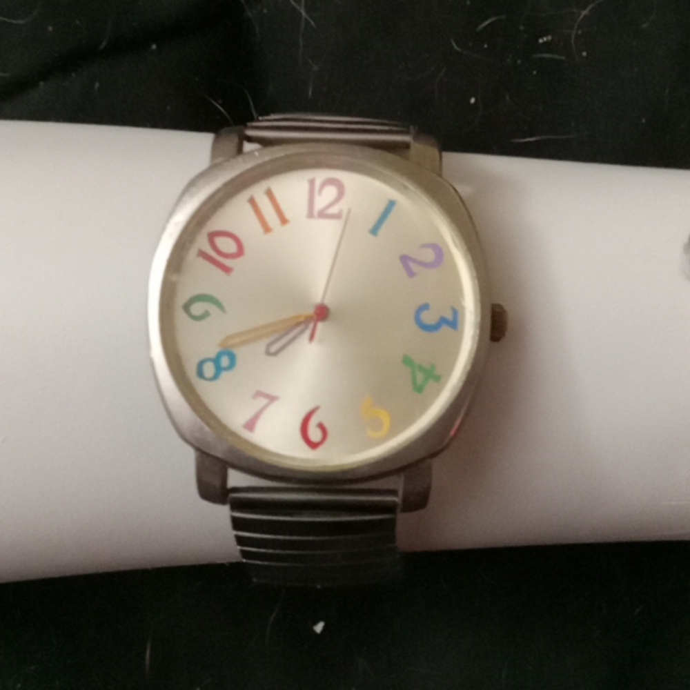 Rainbow number watch